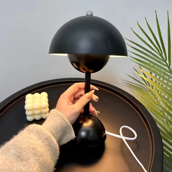 Настольная лампа Nordic Flower Bud со светодиодной подсветкой с сенсорным затемнением, прикроватная лампа USB, ночник для чтения / ресторана / кофейни