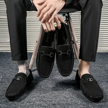Мужская повседневная обувь 2023 г. Новая высококачественная трендовая дышащая обувь Мужские модные кроссовки Классические легкие лоферы на плоской подошве Повседневная мужская обувь