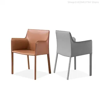 Изготовленное на заказ скандинавское дизайнерское Модное Повседневное кресло Обеденный стул Современное минималистичное седло из твердой кожи для ресторана и отеля